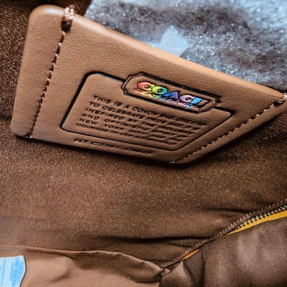 NWT Coach C9845 Men’s Track Backpack Rainbow Signature Canvas Pride - Picture 9 of 9